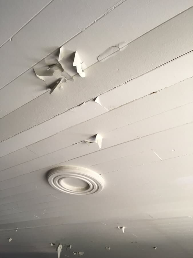 peeling paint on kitchen ceiling