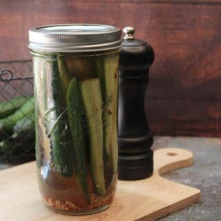 Easy Garlic Dill Pickle Canning Recipe