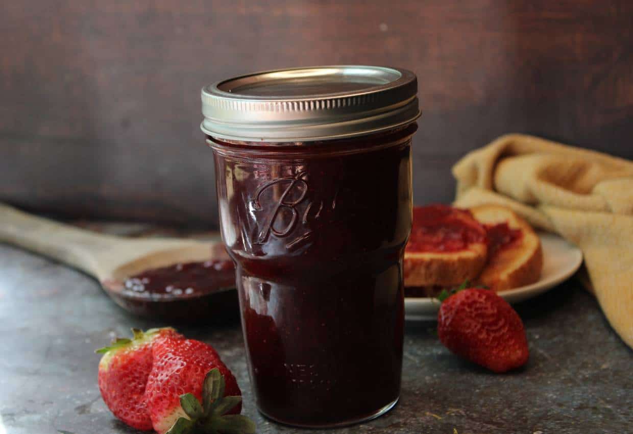 How to Make and Can Strawberry Jam An Off Grid Life
