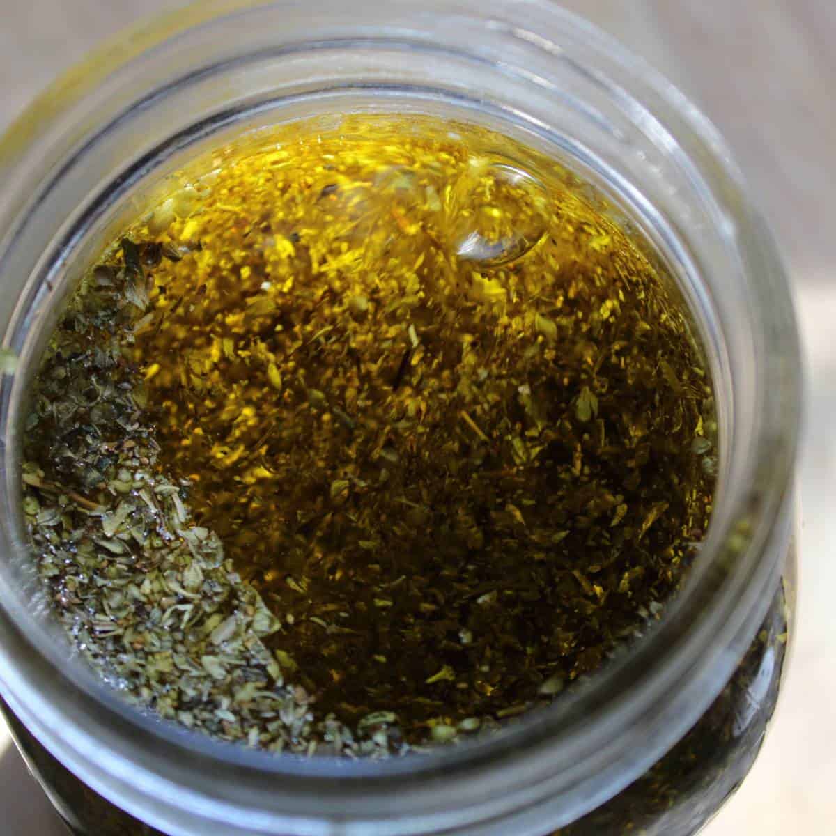 How to Make Homemade DIY Oregano Oil Recipe